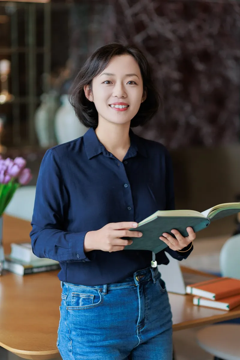 卓群 Jennifer 的个人形象照